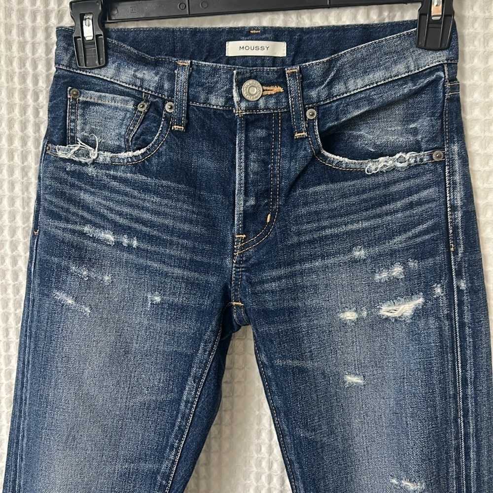 Moussy Distressed Button Fly Jeans Size 25 - Picture 2 of 9